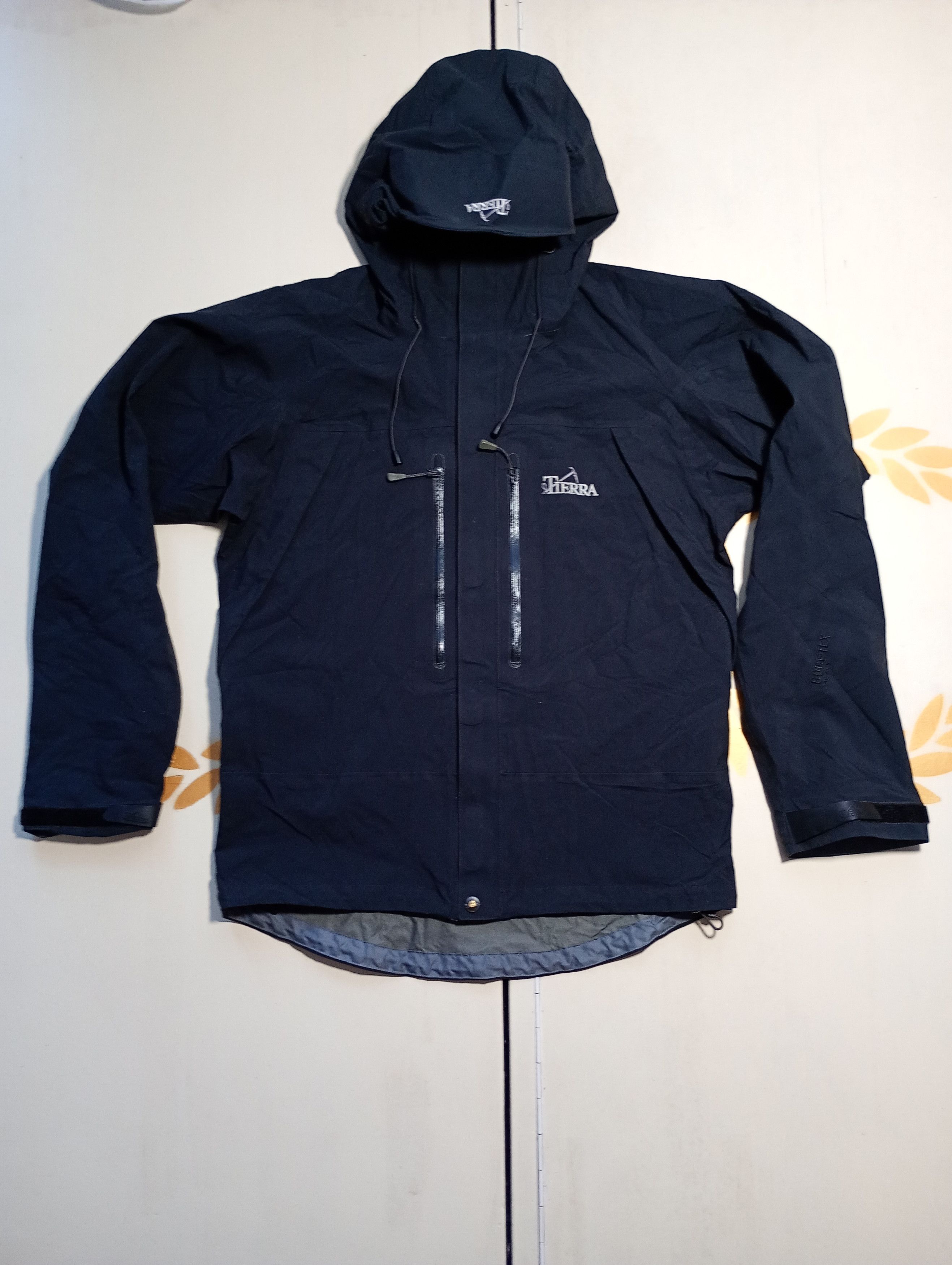 Vintage Tierra Rock Blanc Gore-tex Jacket Size US S / EU 44-46 / 1 - 1 Thumbnail