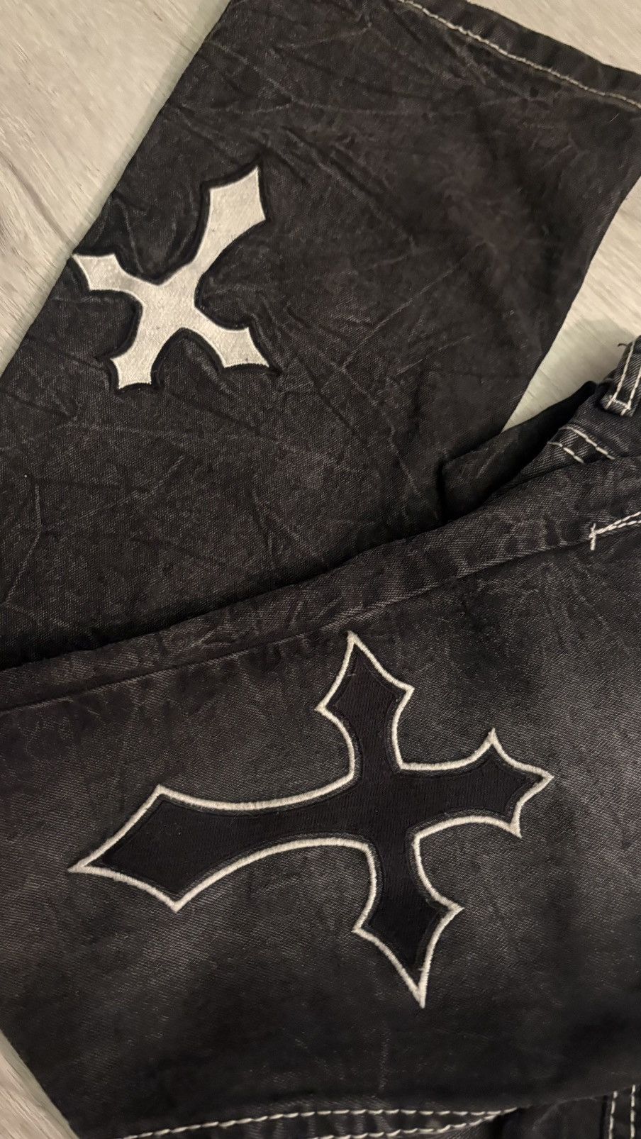 Ninth Hall Gray Jeans with Cross design Size US 29 - 4 Thumbnail