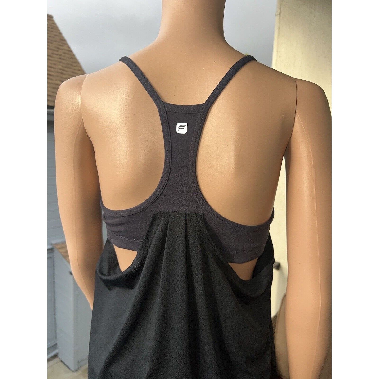 Other Fabletics Sports Bra Cinch Hem Athletic Tank Top S/M Size S / US 4 / IT 40 - 2 Thumbnail
