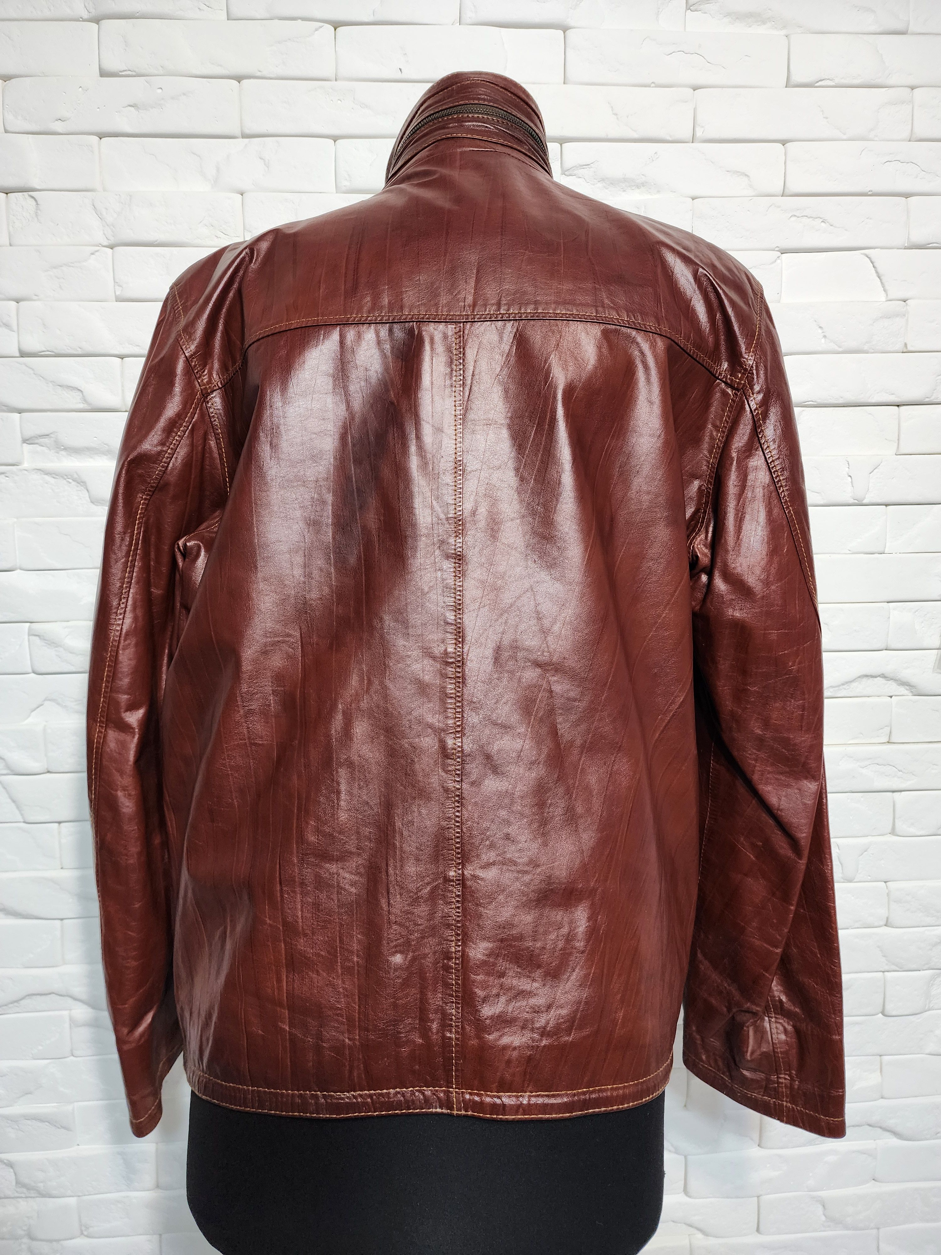 Uniqlo Men's Brown Genuine Leather Jacket: Size US M / EU 48-50 / 2 - 3 Thumbnail