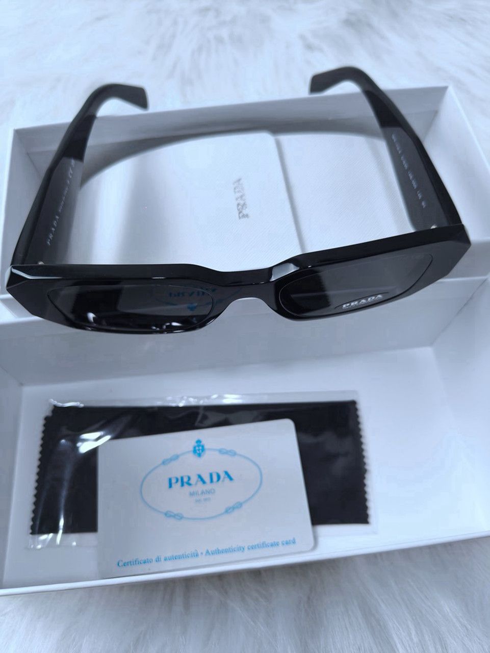Prada VINTAGE Luxury Prada Sunglasses Size ONE SIZE - 9 Thumbnail