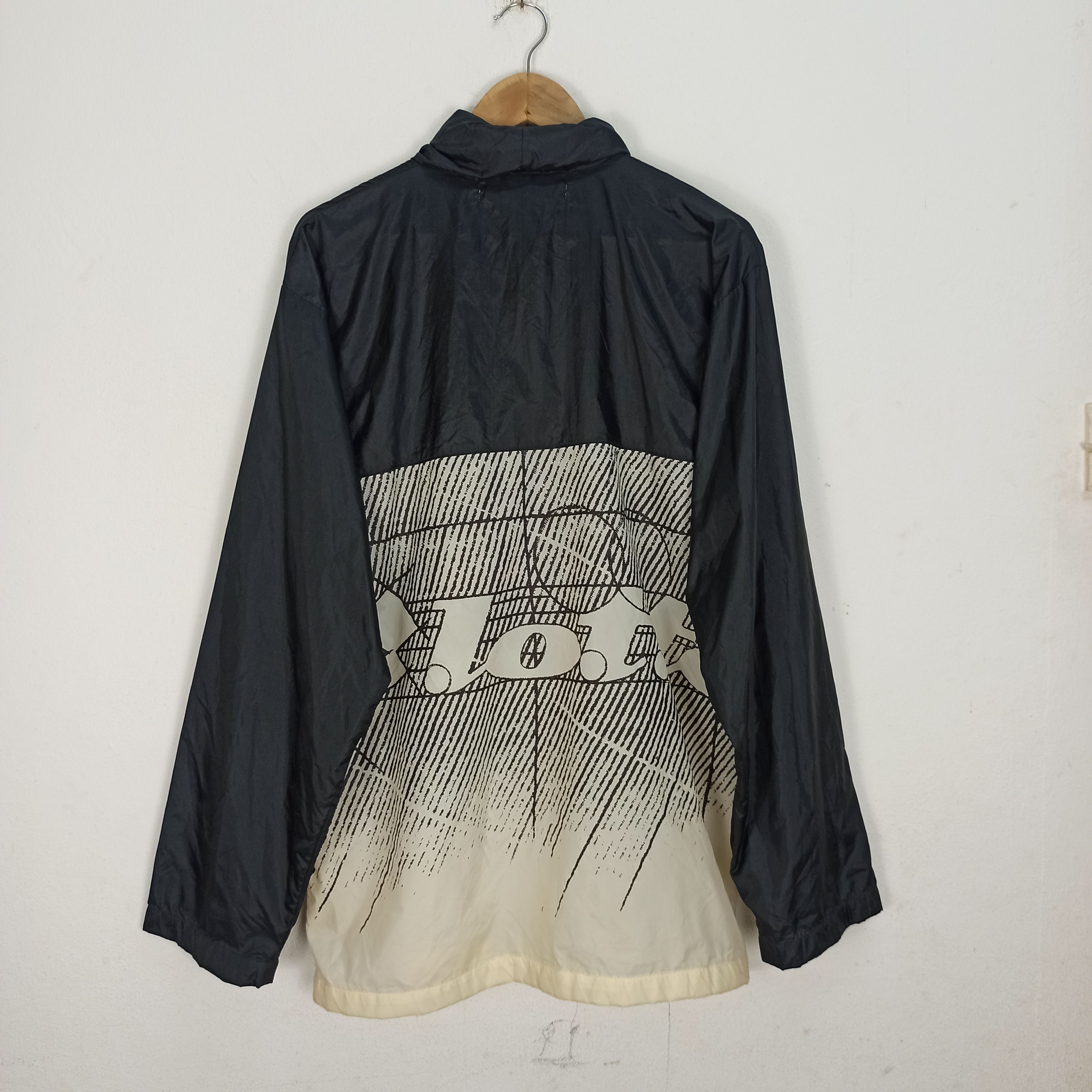 Lotto Sport Vintage Lotto Italia Nylon Windbreaker Jacket Rare Size US L / EU 52-54 / 3 - 7 Thumbnail