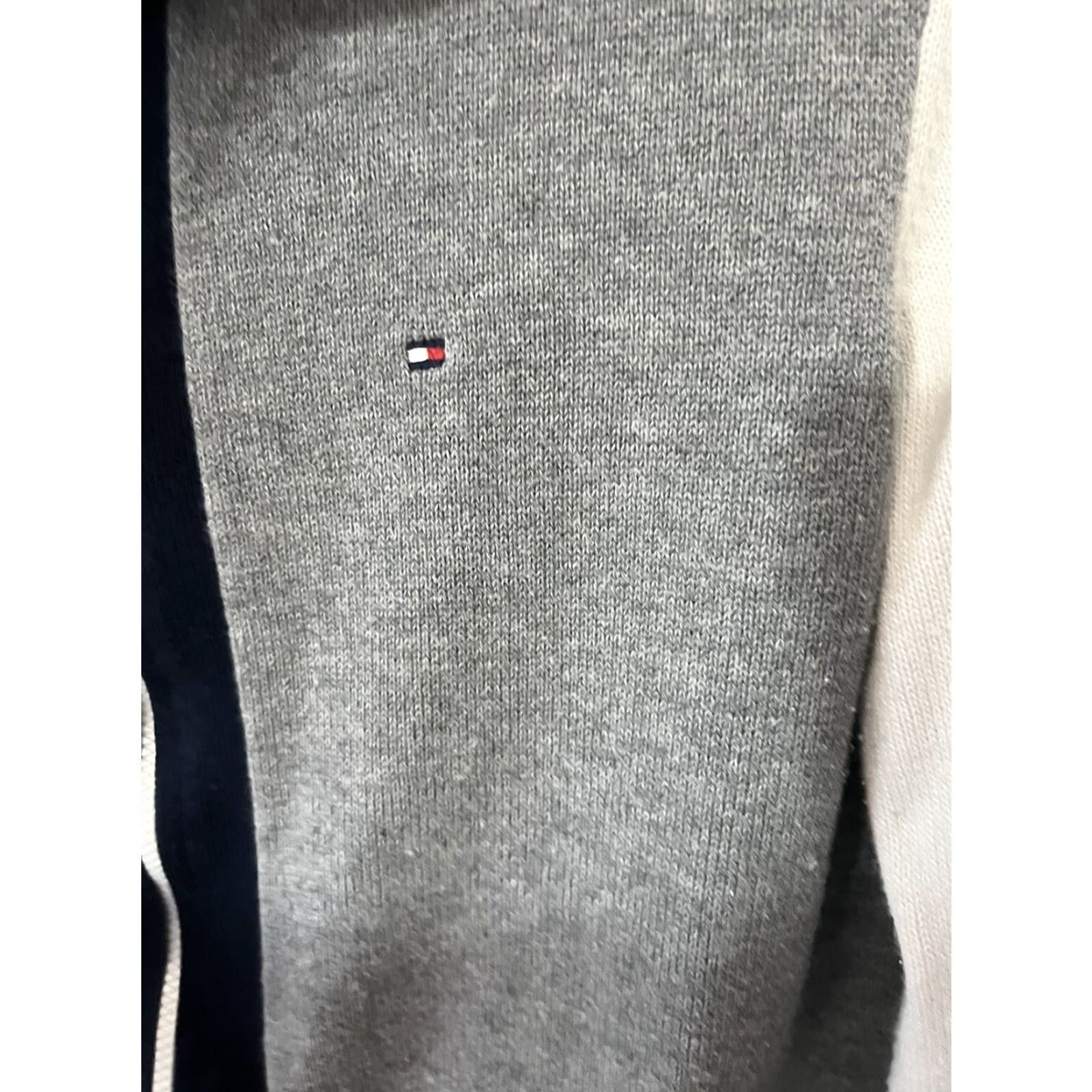 Tommy Hilfiger VINTAGE Tommy Hilfiger Fleece Jacket Women’s Size S Gray & White Full Zip Lightweight Outerwear Size S / US 4 / IT 40 - 3 Thumbnail