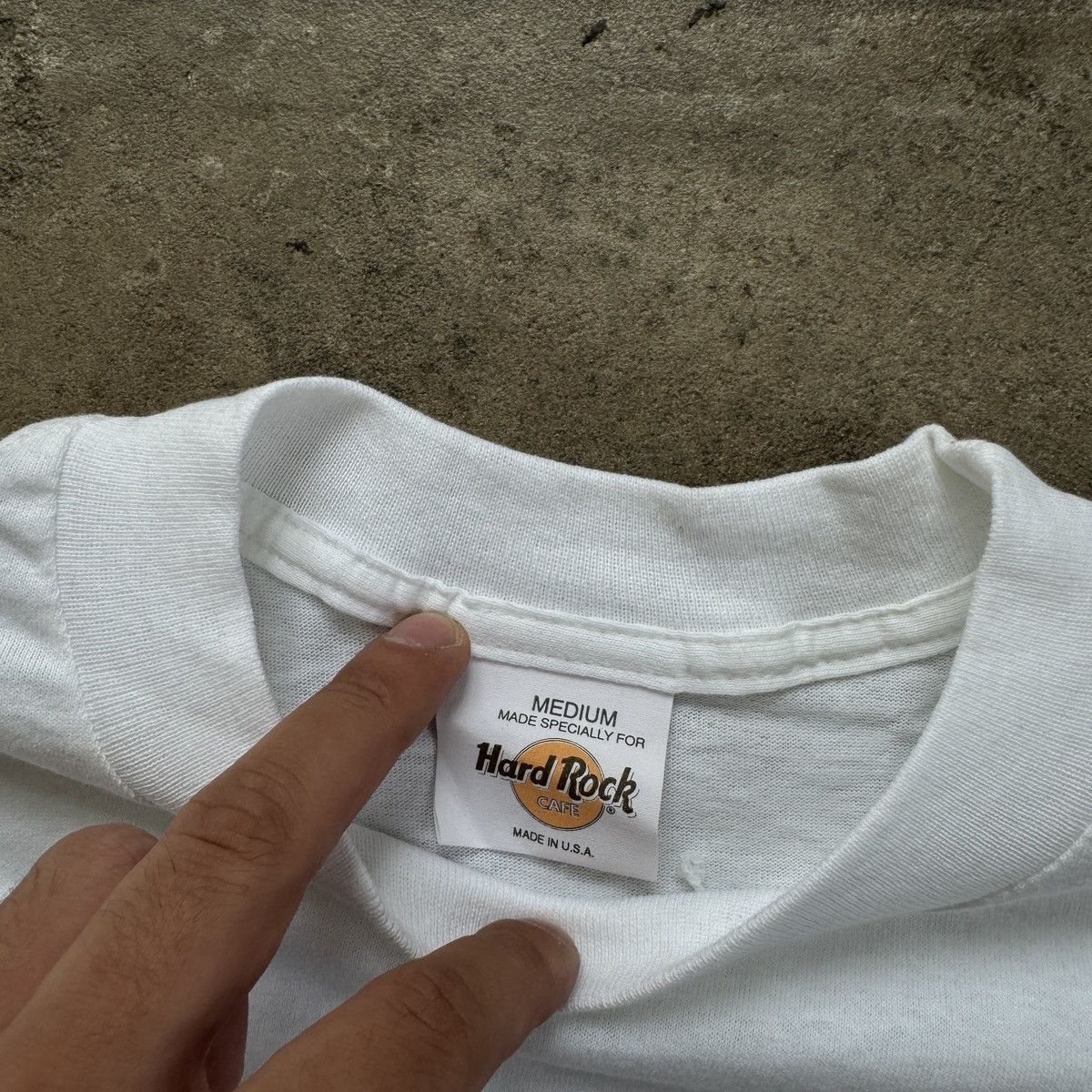 Hard Rock Cafe Vintage Hard Rock Caffe New York Logo T-shirt Size US M / EU 48-50 / 2 - 3 Thumbnail