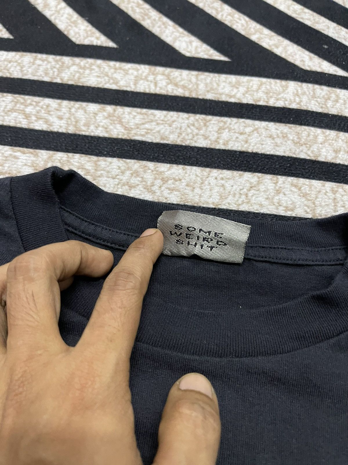 Other 1995 ROHAN ROBINSON BAG MAN “IF LET THEM KILL YOU THEY WILL” Size US L / EU 52-54 / 3 - 9 Thumbnail
