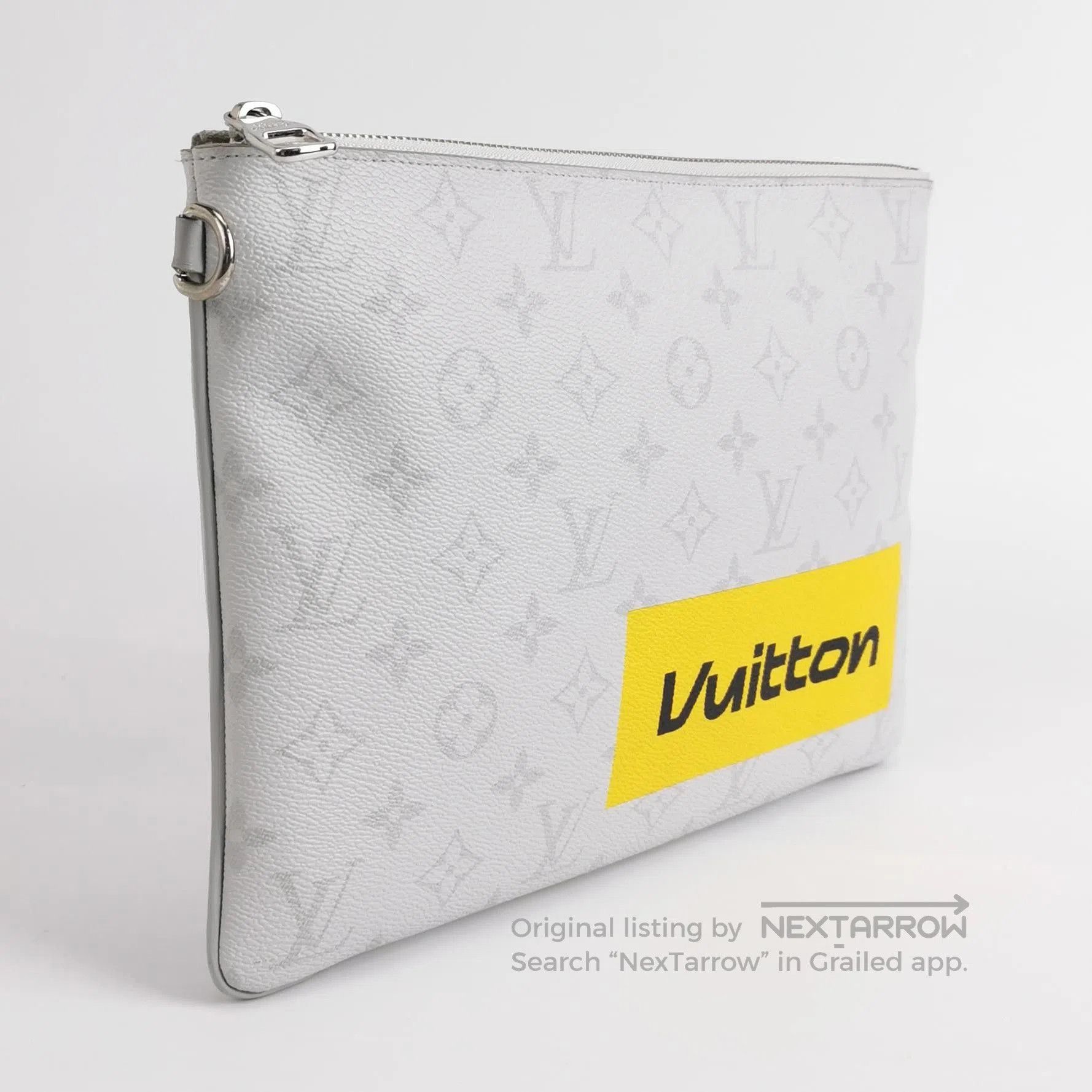 Louis Vuitton Louis Vuitton Pochette Voyage Gray Monogram Clutch. Size ONE SIZE - 1 Thumbnail