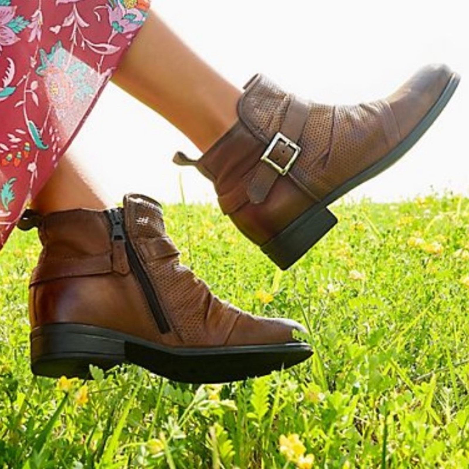Other Miz Mooz Wide Width Ankle Boots Suzy Hazelnut EU 37 NIB Size US 6.5 / IT 36.5 - 3 Thumbnail