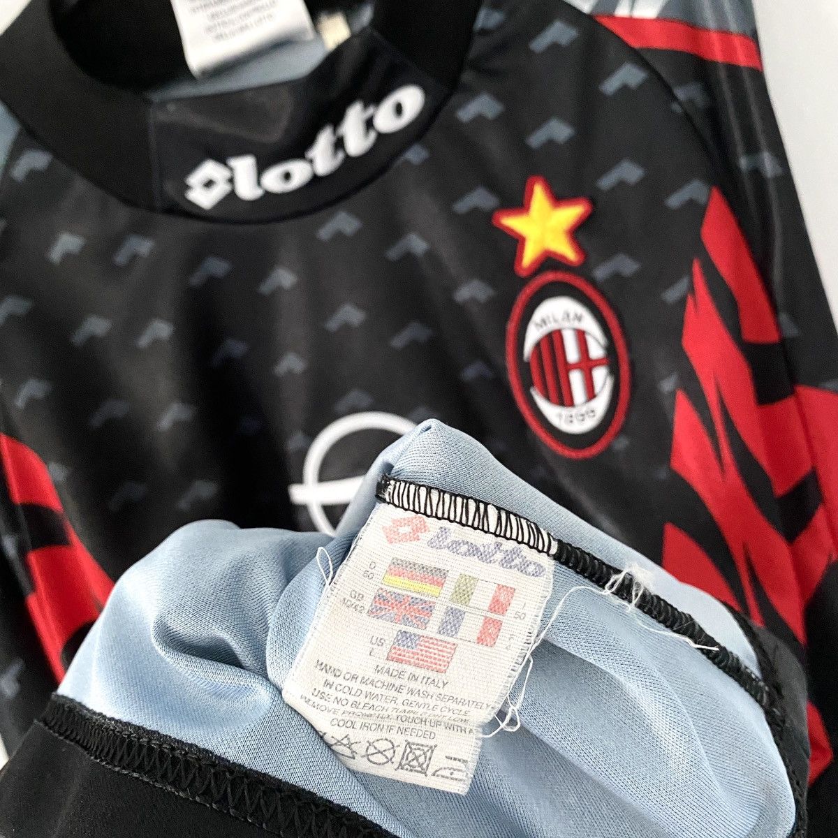 Lotto Sport × Vintage 1997 1998 AC Milan Vintage Lotto Goalkeeper Soccer Jersey FC Size US L / EU 52-54 / 3 - 9 Thumbnail