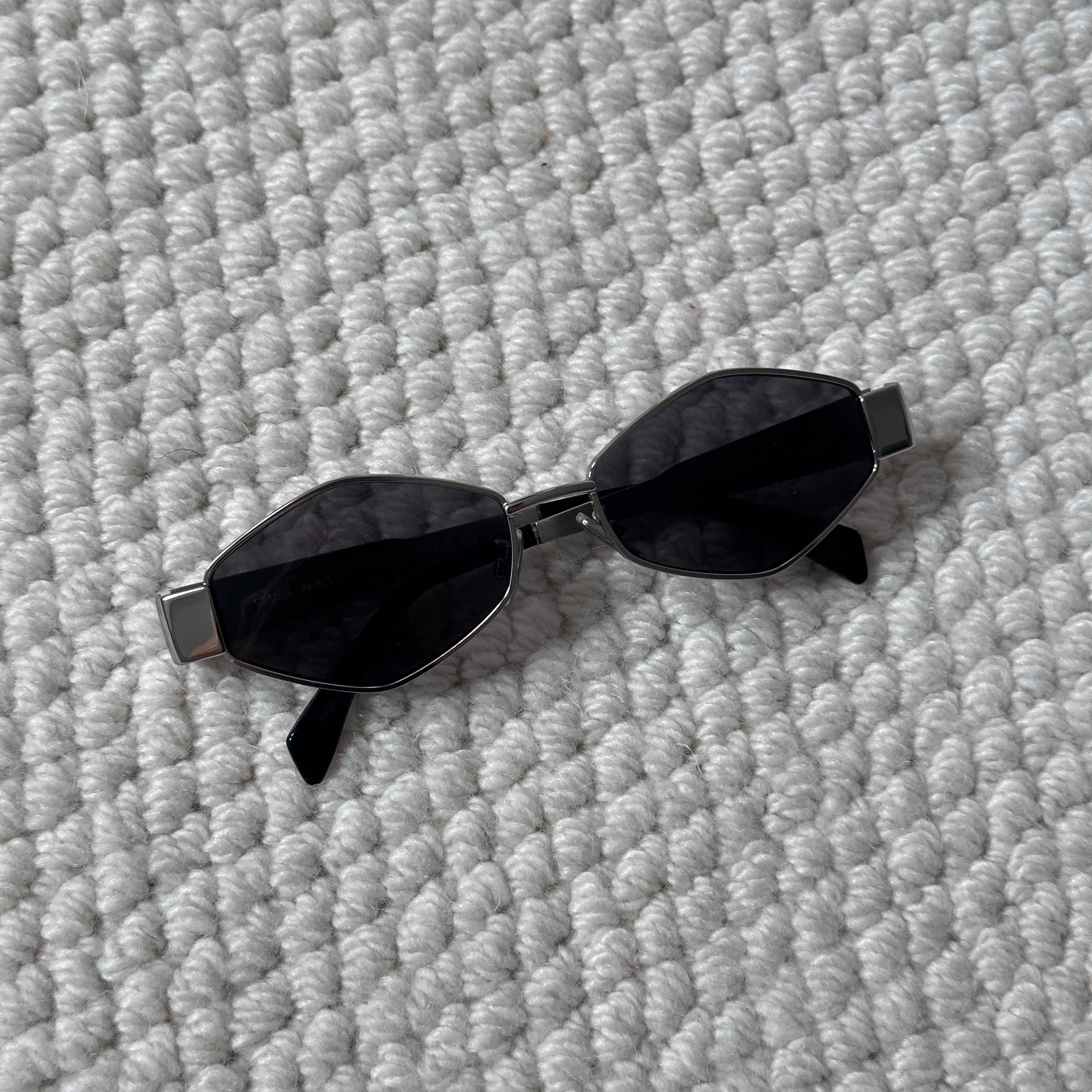 Celine CELINE Triomphe 01 Oval Sunglasses SILVER CL40254U 30N Size ONE SIZE - 6 Thumbnail