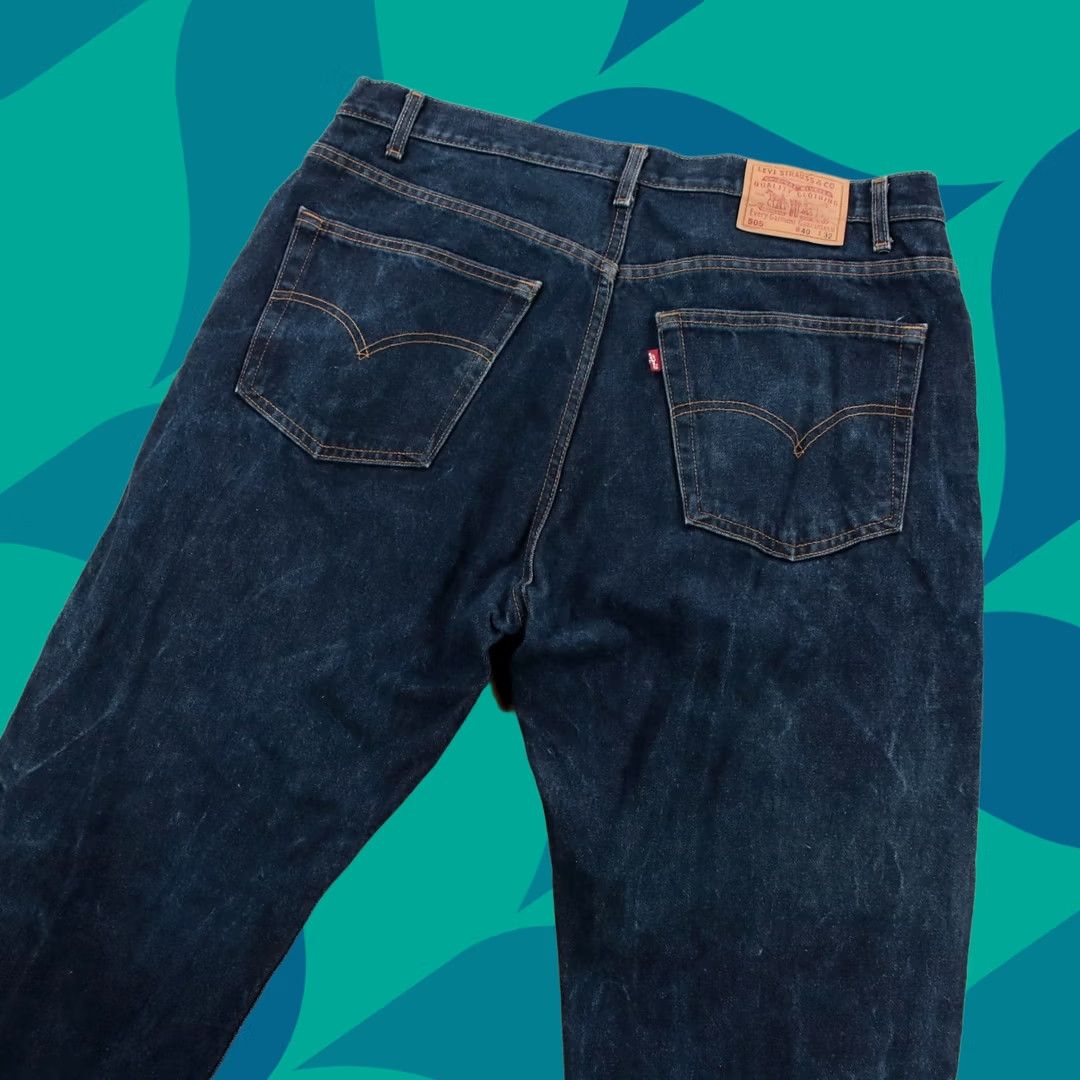 Levi's VINTAGE LEVIS 505 fit jeans 40x32 dark blue faded distressed canada Mens Size US 40 / EU 56 - 1 Thumbnail