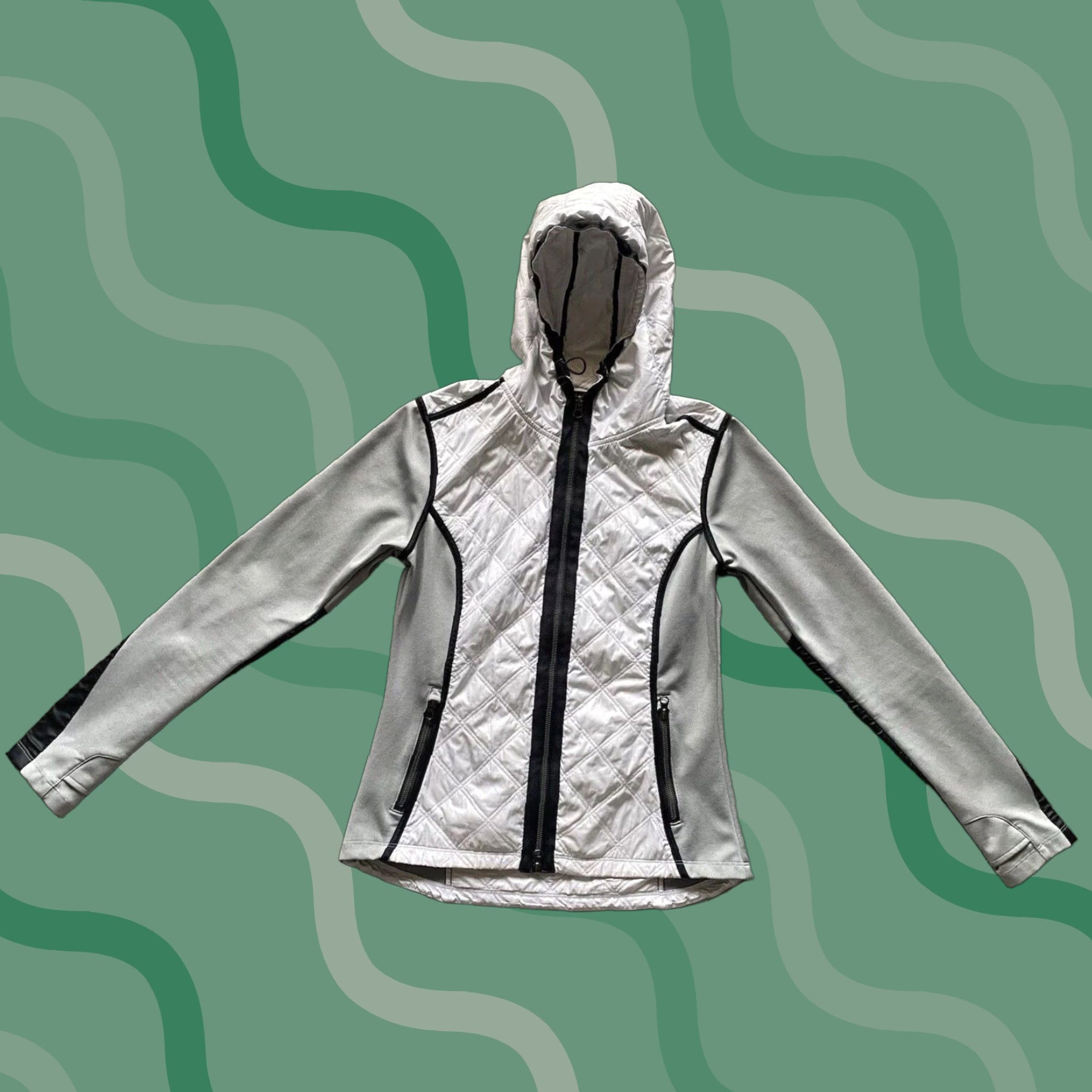 Athleta VINTAGE Athleta WOMENS SMALL Quilted Puffer Jacket Hooded Gray White Zip Long Sleeve Size S / US 4 / IT 40 - 1 Thumbnail