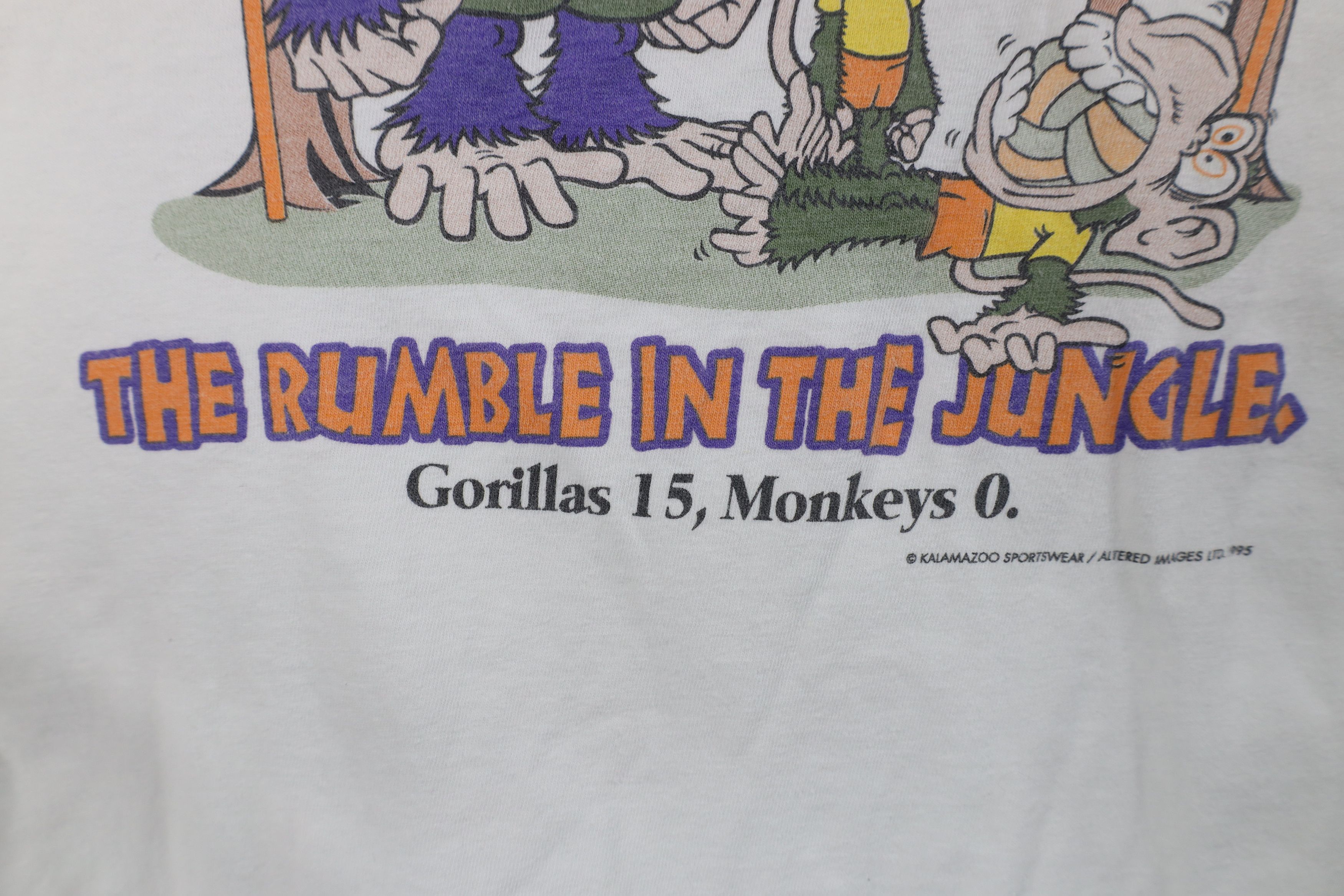 Vintage Vintage 90s Michigan State Championship Volleyball T-Shirt Size US XL / EU 56 / 4 - 11 Thumbnail