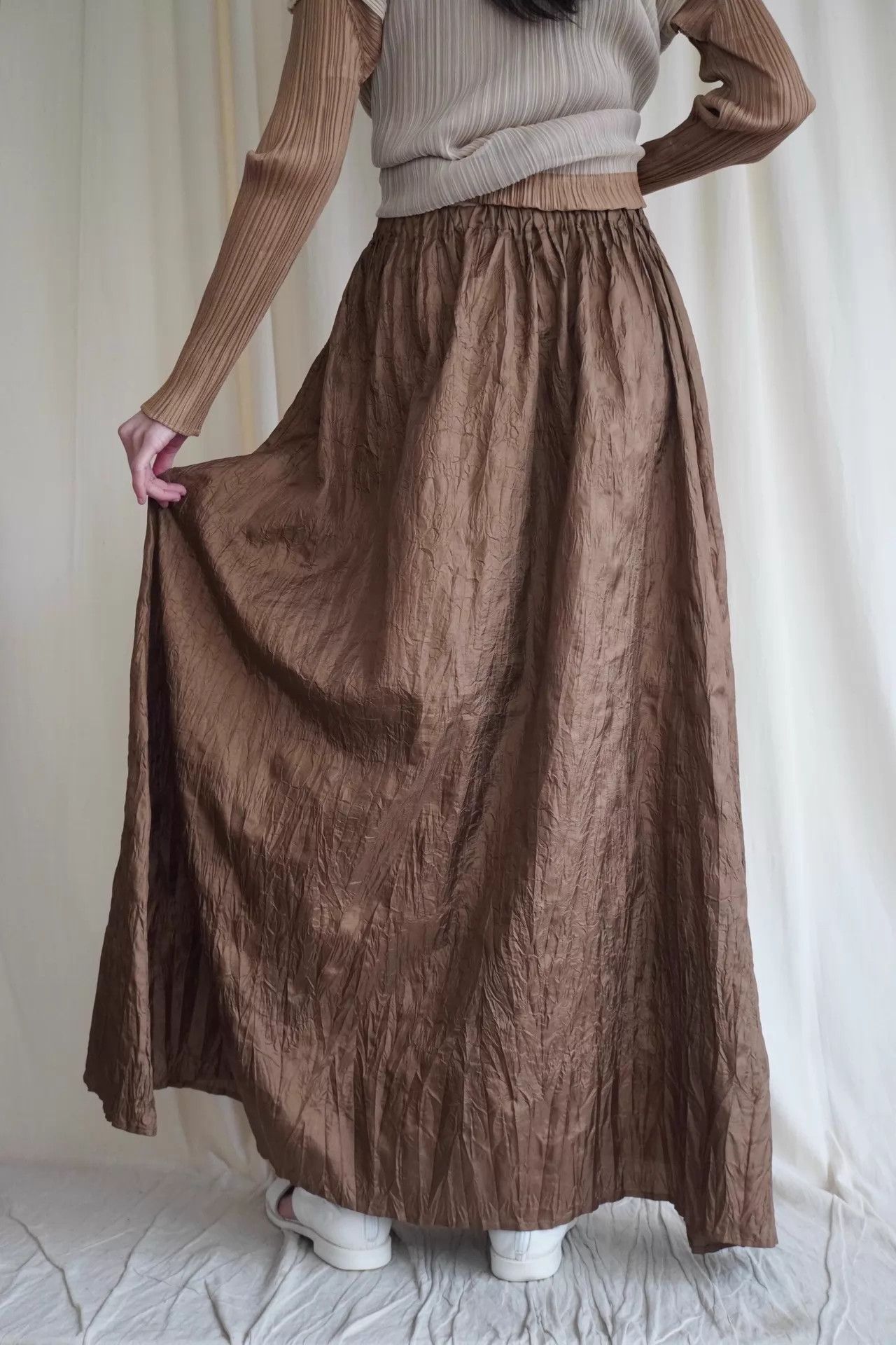 Issey Miyake Issey Miyake 1994 Rare Euro Bark Pleat Long Skirt S Size 26" / US 2 / IT 38 - 1 Thumbnail