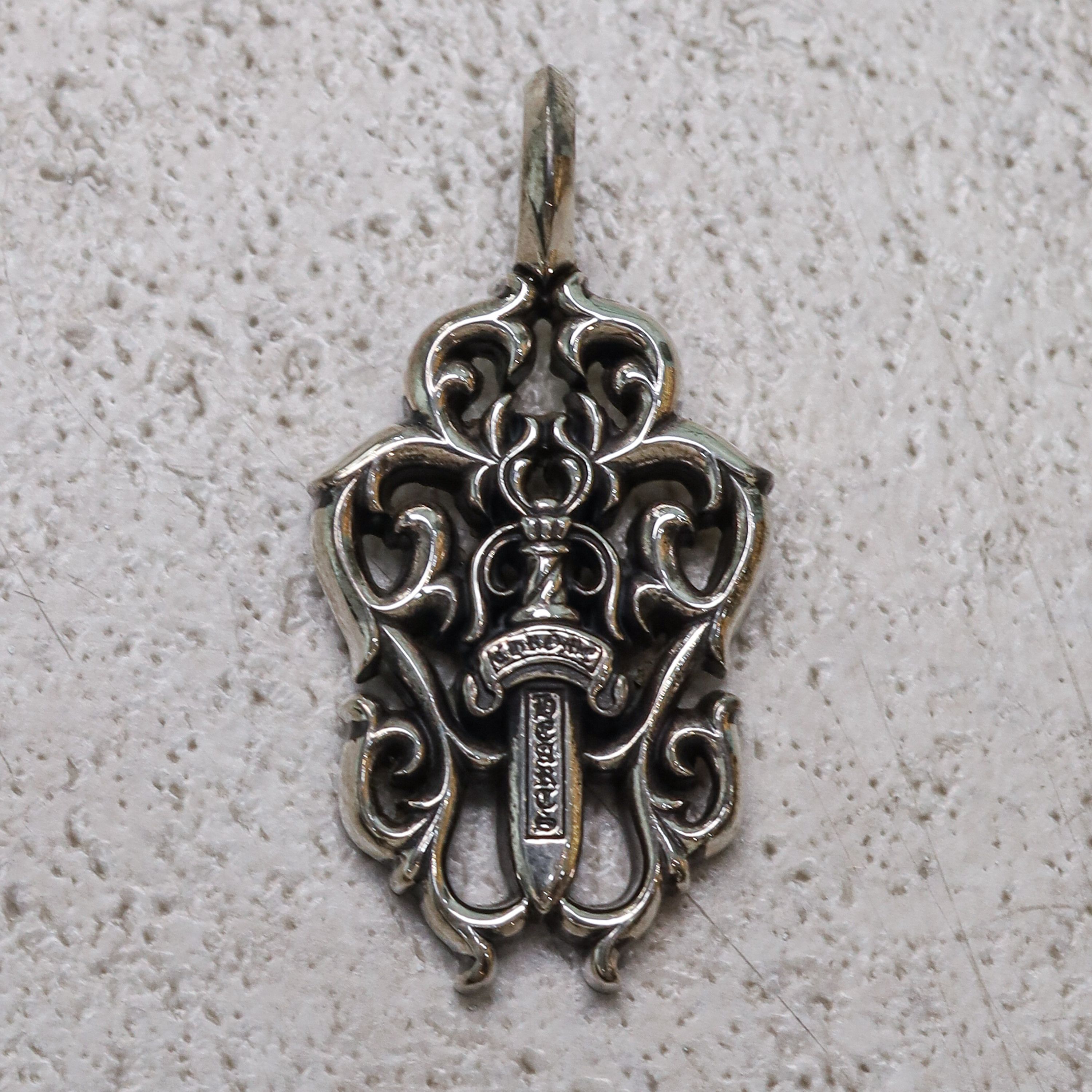 Chrome Hearts VINE DAGGER charm sliver - Accessories 