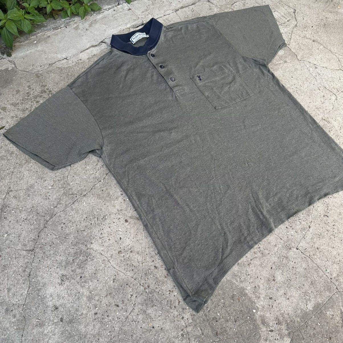 Yves Saint Laurent Yves Saint Laurent vintage 90 textured polo shirt small logo Size US L / EU 52-54 / 3 - 3 Thumbnail