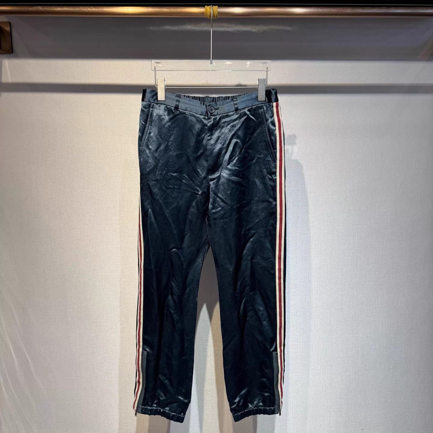 Gucci Gucci side webbing track pants 44 Size US 28 / EU 44 - 1 Thumbnail