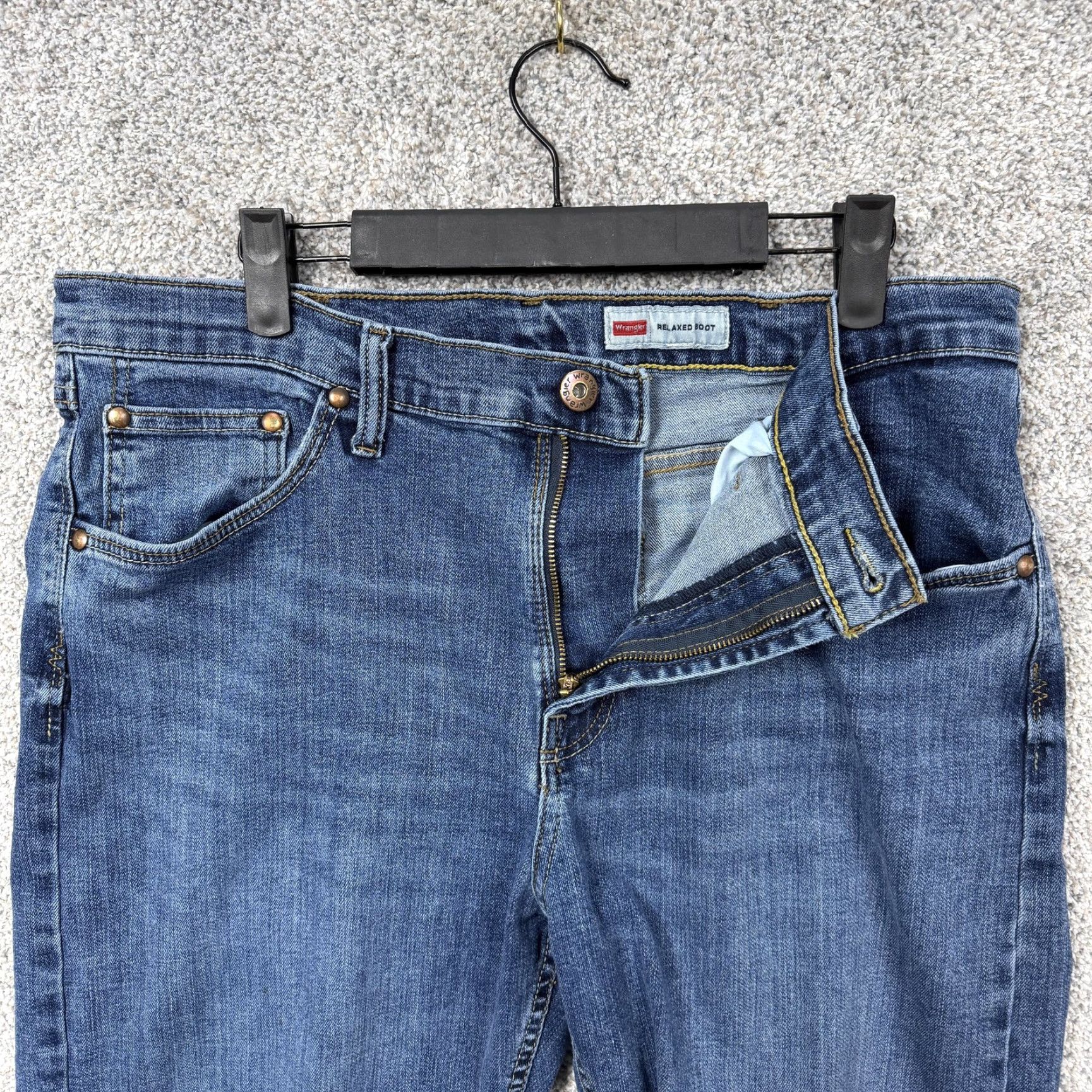Wrangler Wrangler Relaxed Boot Jeans Mens 34x29 Jeans Blue Medium Wash Denim Stretch 5-Pocket Bootcut Mens Size US 34 / EU 50 - 6 Thumbnail