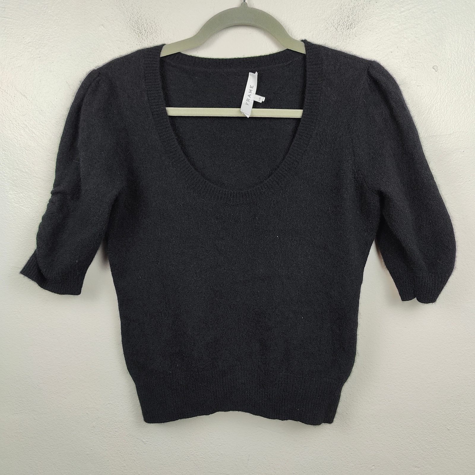 Frame Frame Cashmere Sweater Large Black Half Sleeve Scoopneck Size L / US 10 / IT 46 - 1 Thumbnail