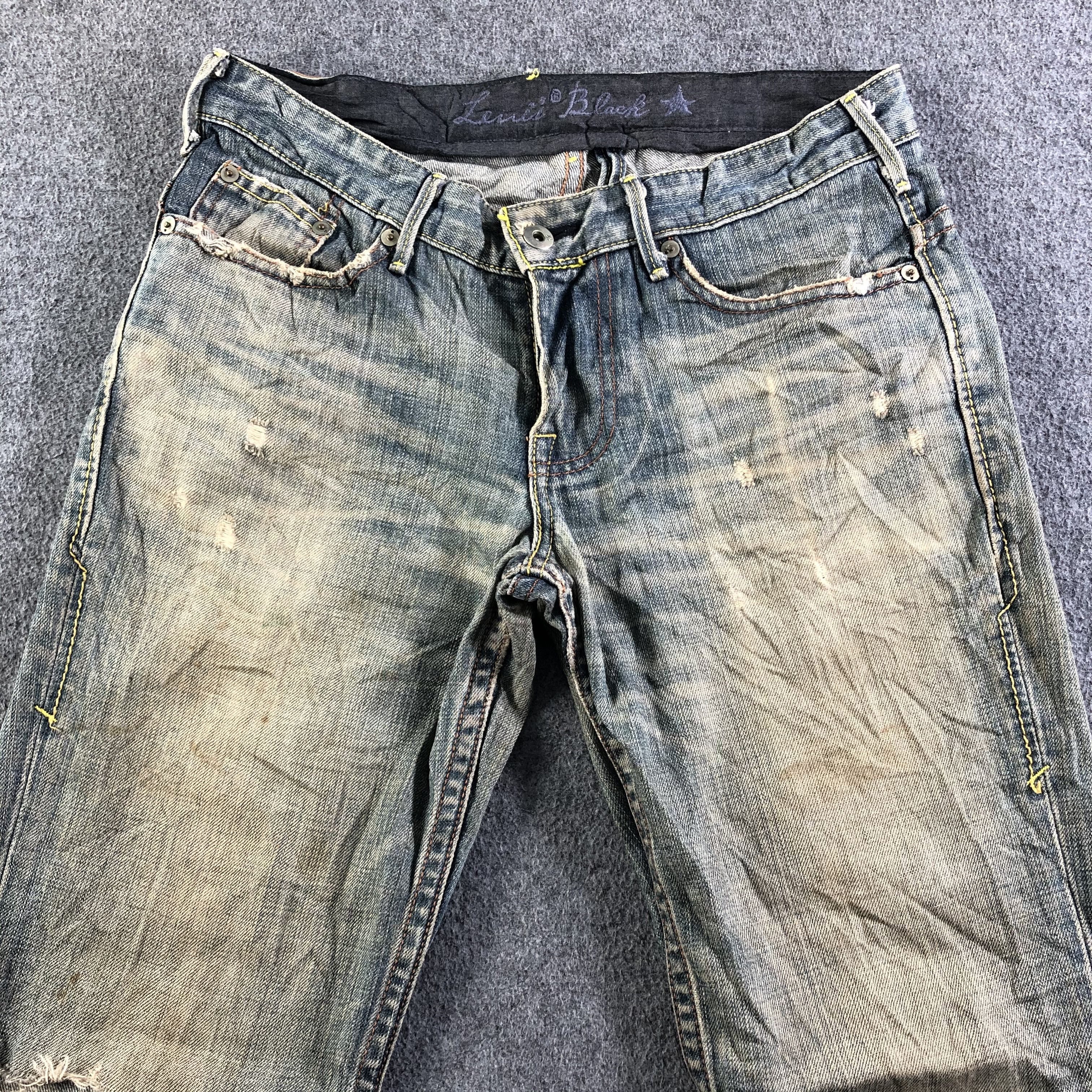 Vintage Levis Black Jeans-J3880