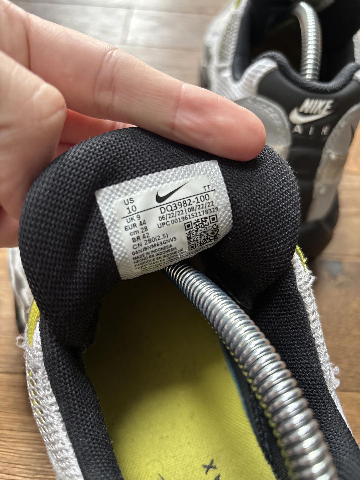 Nike Nike Air Max 95 Tour Yellow DQ3982-100 – UK 9 Size US 10 / EU 43 - 5 Thumbnail