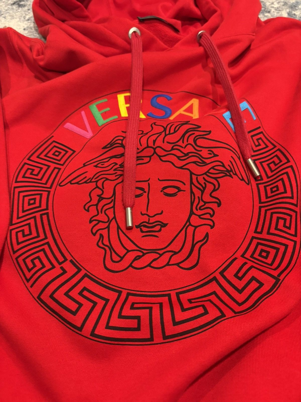 Versace Versace Logo Print Hoodie Red Size S Size US S / EU 44-46 / 1 - 2 Thumbnail