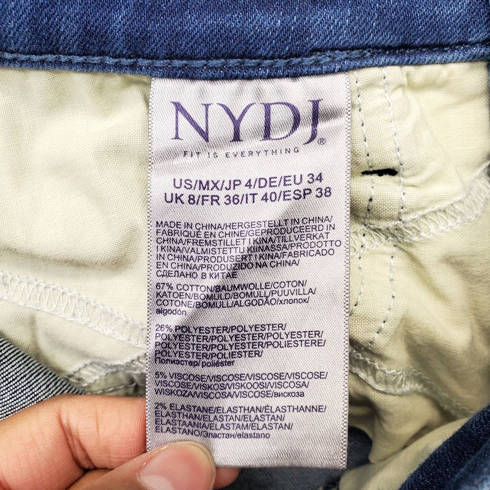 NYDJ NYDJ Ami Skinny Jeans Womens 4 Blue Denim Stretch Faded Boho Raw Hem Whiskered Jeans Women 4 Blue Denim Skinny NYDJ Ami WW Menz Size 27" / US 4 / IT 40 - 7 Thumbnail