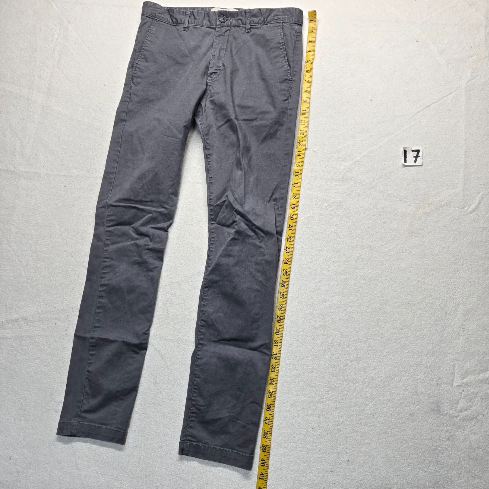 H&M H&M L.O.G.G. Solid Gray Skinny Fit Pants Elastic Backing Women's Size 31 Size 24" / US 00 / IT 34 - 7 Thumbnail