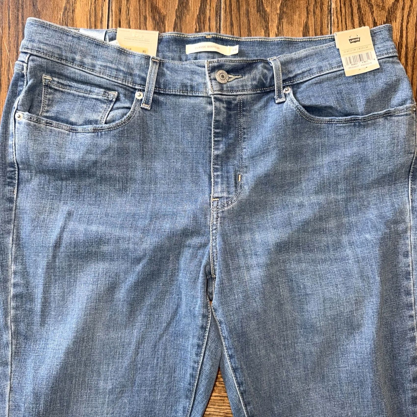 Levi's Levi's Jeans Women Bootcut 16 Mid Rise Hypersoft Classic Casual Blue 32in Inseam 16 Regular Pockets Stretch Denim Size 38" / US 16 / IT 52 - 3 Thumbnail