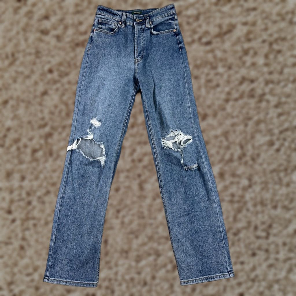 Vintage Wild Fable Jeans Womens 2 Blue Distressed Button Fly Straight Medium Wash 26x30 Vintage No Mens Womens Girls? Size 26" / US 2 / IT 38 - 1 Thumbnail