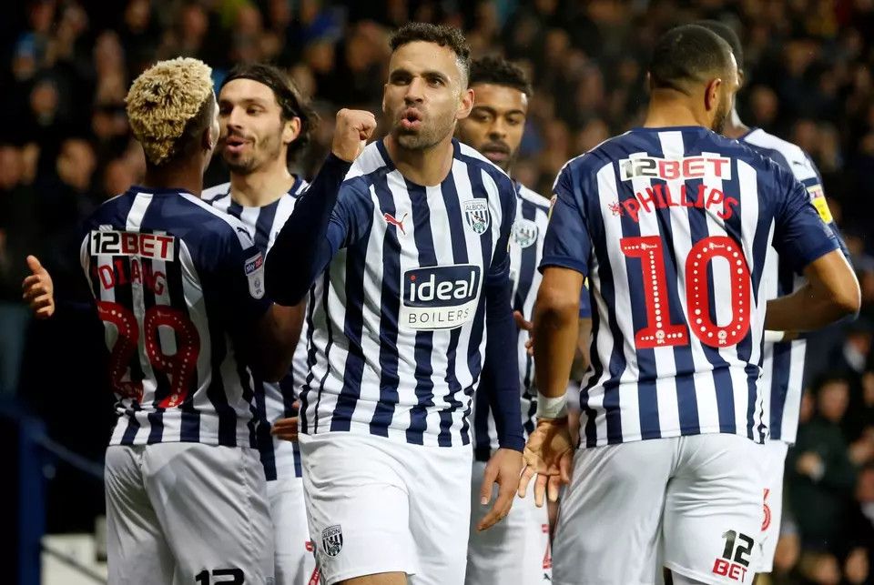 Puma WEST BROMWICH ALBION 2019 2020 FOOTBALL SOCCER JERSEY 4XL Size US XXL / EU 58 / 5 - 10 Thumbnail
