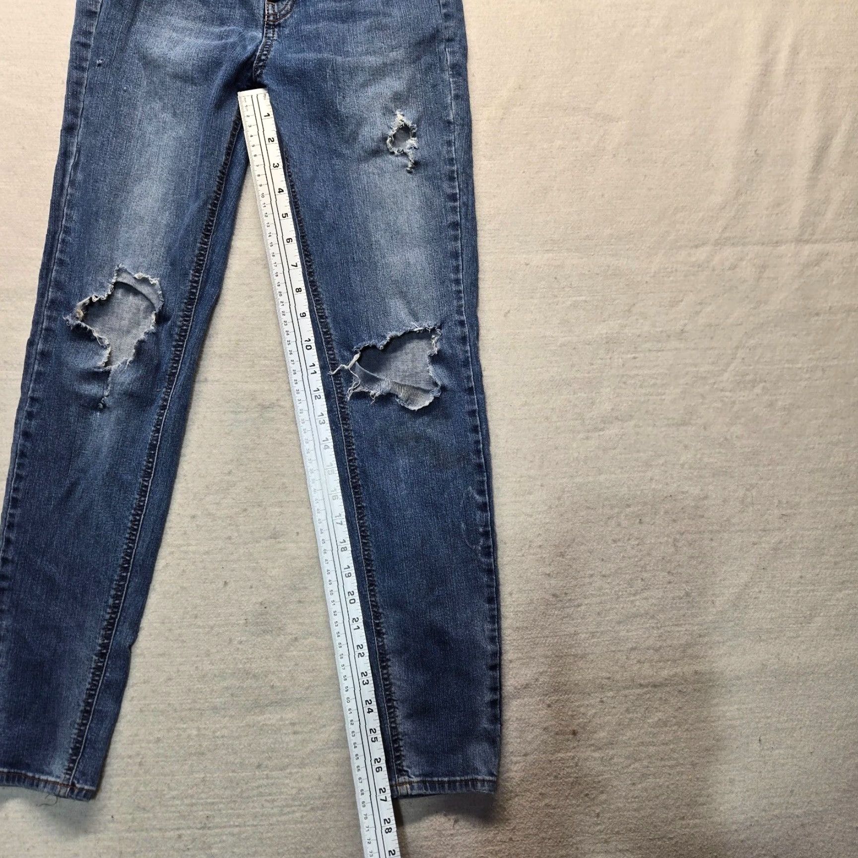 Vintage WILD FABLE Highest Rise Skinny Blue Jeans Denim Pants Adult Women's Size 10 Size 32" / US 10 / IT 46 - 7 Thumbnail