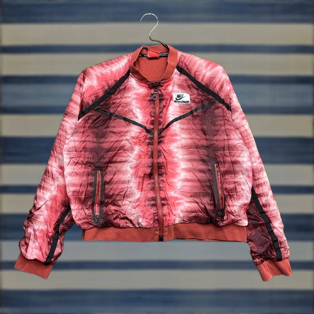 Nike Nike Windrunner Jacket Womens Medium Windbreaker Full Zip Up Red Size M / US 6-8 / IT 42-44 - 1 Thumbnail