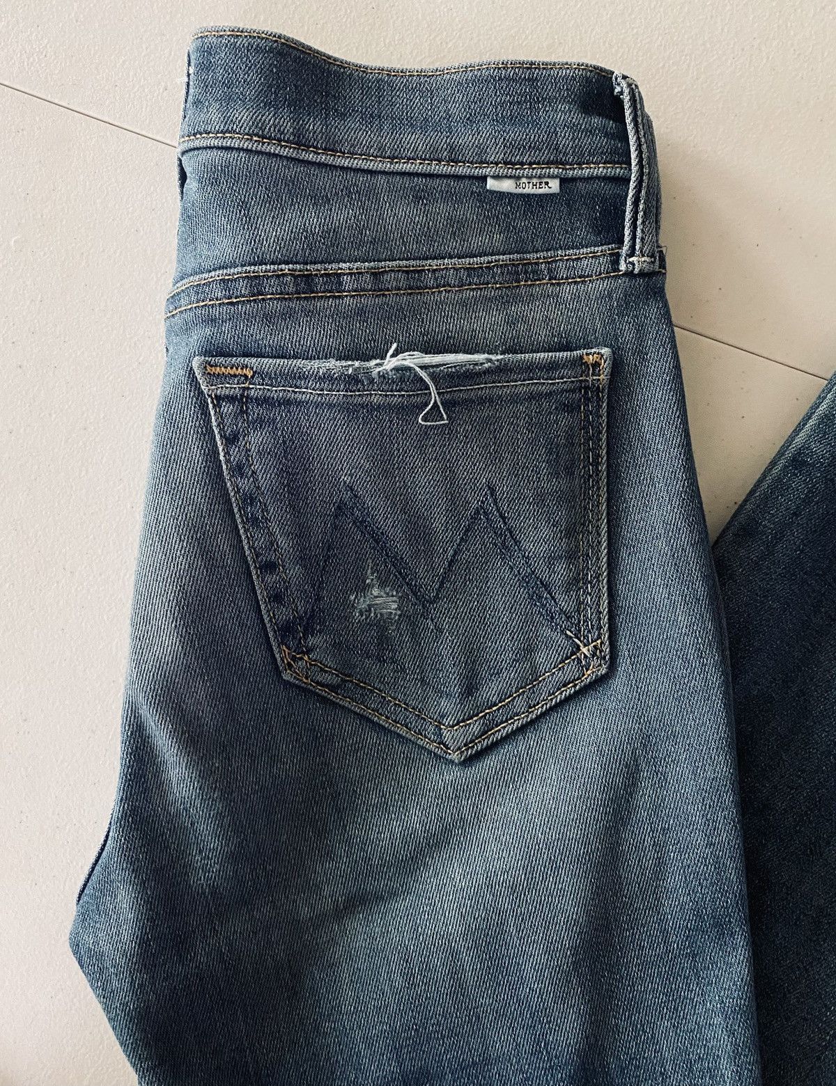 MOTHER Mother Denim The Rascal Ankle Wild! Wash Distressed 5 pkt 24 Size 24" / US 00 / IT 34 - 16 Thumbnail