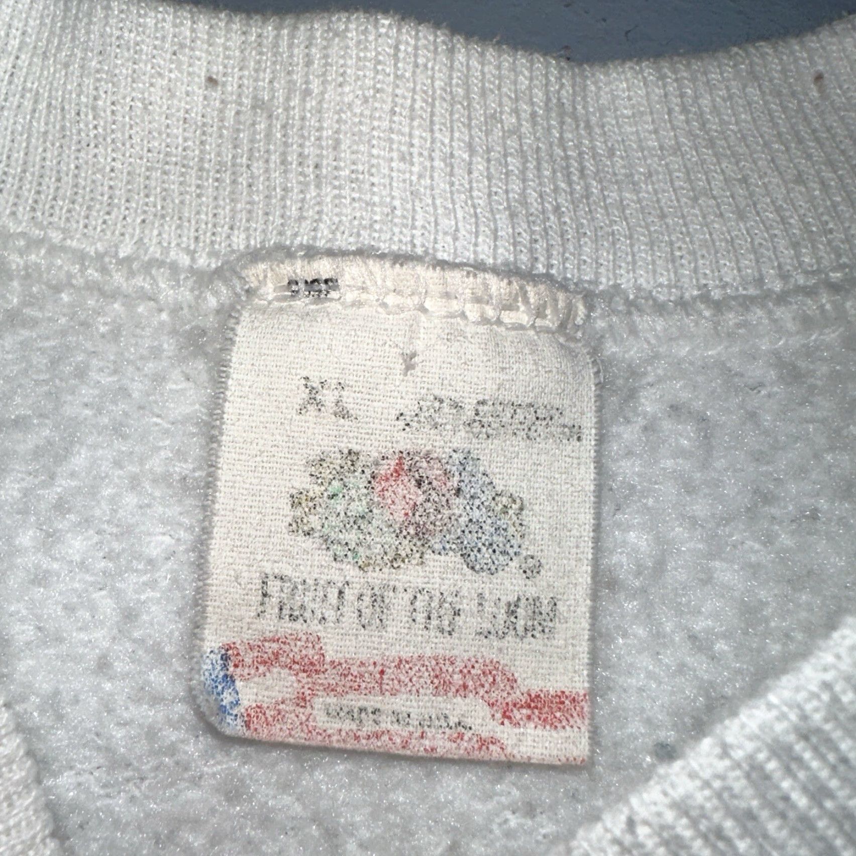 Fruit Of The Loom VINTAGE Hallmark Sweatshirt Horton Naughty Christmas Sz XL White Crew Neck Long Sleeve Logo Graphic Print 80s Mens Sweatshirt Size US XL / EU 56 / 4 - 4 Thumbnail