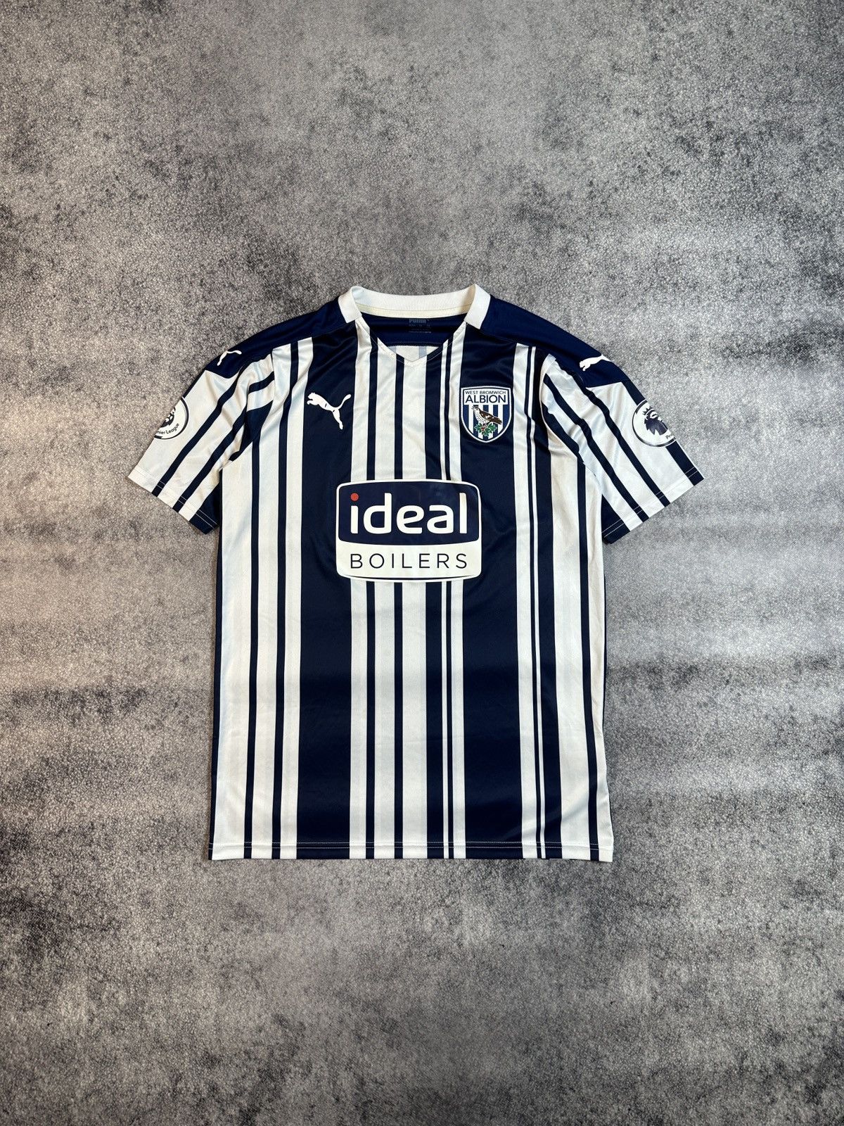 Puma Puma West Bromwich Albion 11 Diang Soccer Jersey Streetwear Size US M / EU 48-50 / 2 - 1 Thumbnail