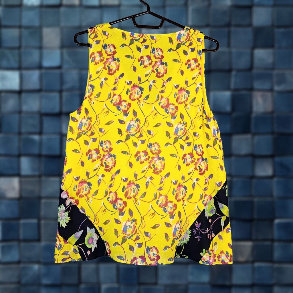 Vintage TANYA TAYLOR Women's Yellow Floral Printed Silk Blouse V-Neck Ruffle Sz 8 Size M / US 6-8 / IT 42-44 - 1 Thumbnail