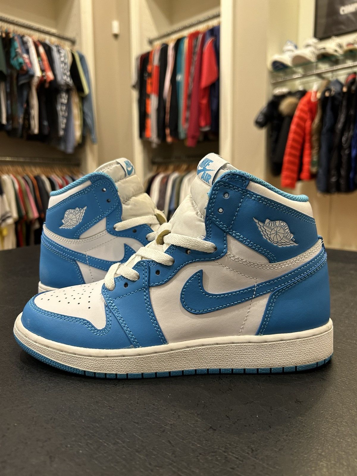 Jordan Brand Jordan 1 Retro ‘UNC’ Size US 5.5 / EU 38 - 2 Thumbnail