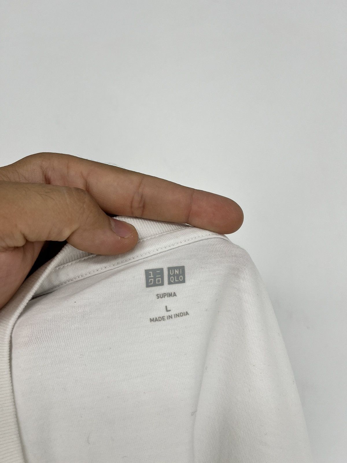 Other Vintage Y2K UNIQLO TATE PLAY T-Shirts White hype Size US L / EU 52-54 / 3 - 9 Thumbnail