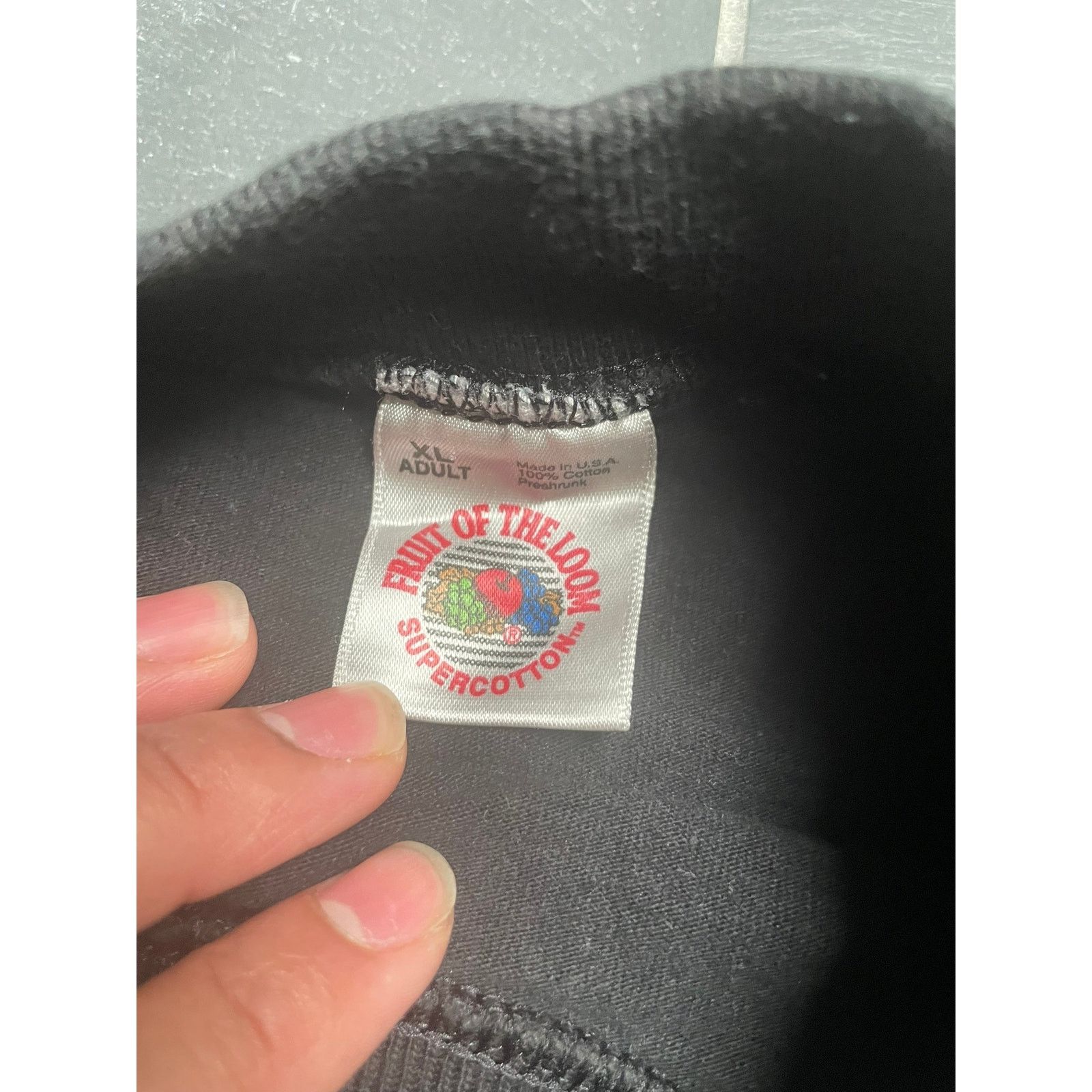 Fruit Of The Loom Vintage Fruit Of The Loom Graphic Long Sleeve Cropped Size US XL / EU 56 / 4 - 5 Thumbnail