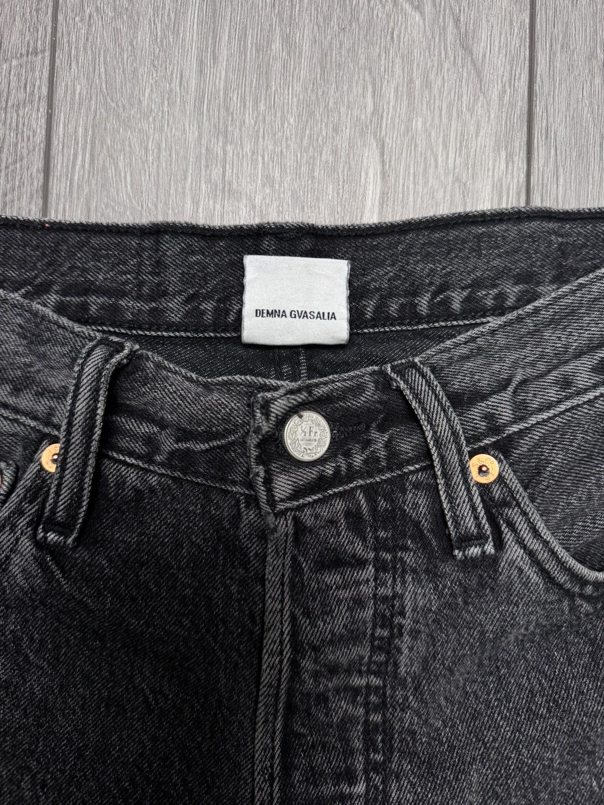 Levi's × Vetements SS19 Vetements x Levi’s Reconstructed Denim Cargo Pants Size US 32 / EU 48 - 5 Thumbnail
