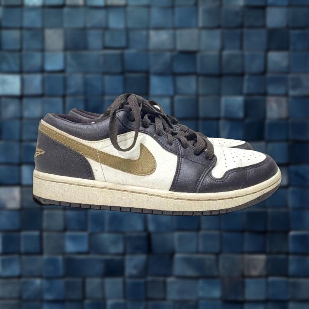 Jordan Brand Women's Nike Air Jordan 1 Low Shadow Brown Everyday Sneakers DC0774-200 Size 7.5 Size US 8 / IT 38 - 1 Thumbnail