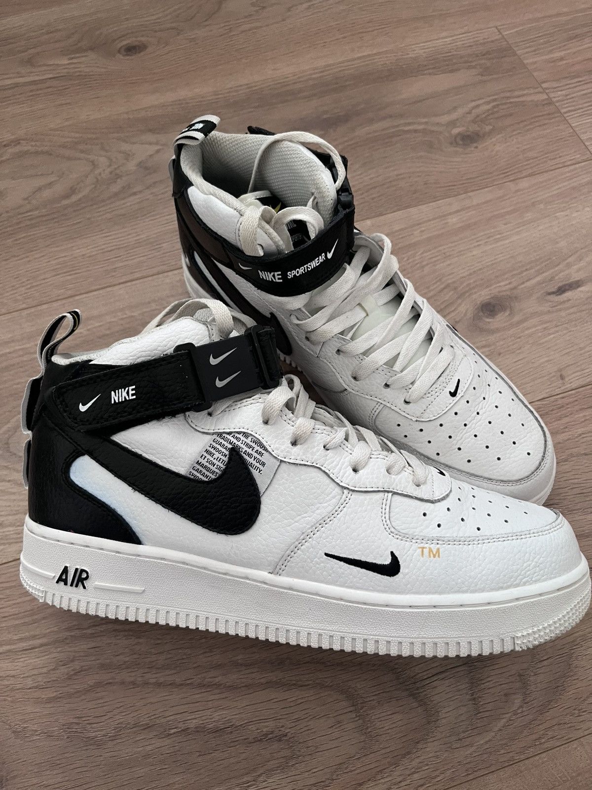 Nike Nike Air Force 1 Mid Utility Size US 10 / EU 43 - 1 Thumbnail