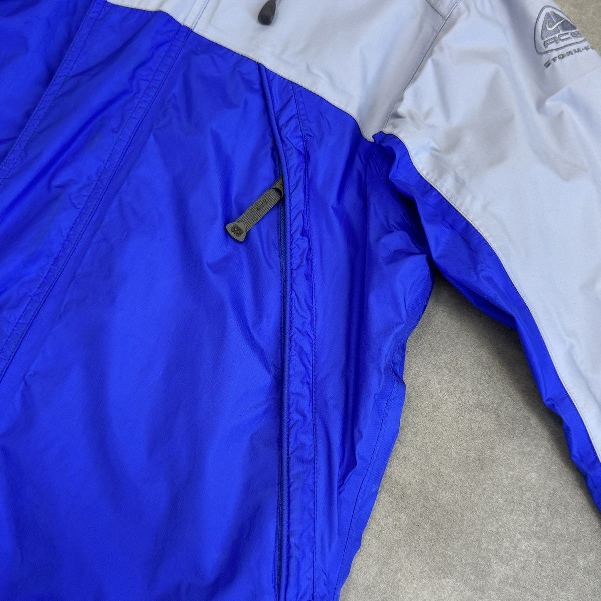 Nike ACG Vintage Nike ACG Storm-Fit Raincoat Jacket Women Y2K Blue Size M / US 6-8 / IT 42-44 - 8 Thumbnail