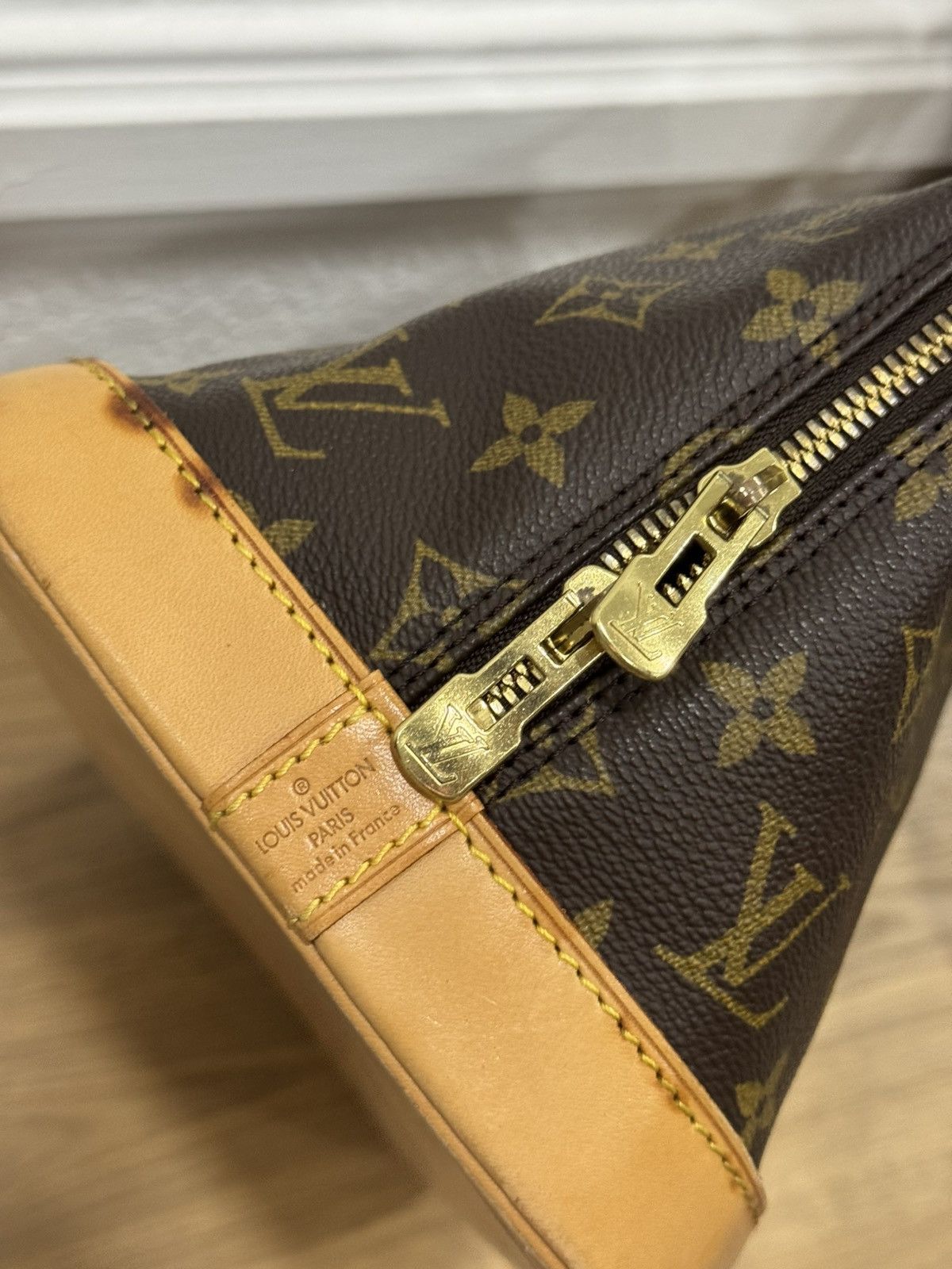 Louis Vuitton Louis Vuitton Alma PM Monogram Handbag Size ONE SIZE - 8 Thumbnail