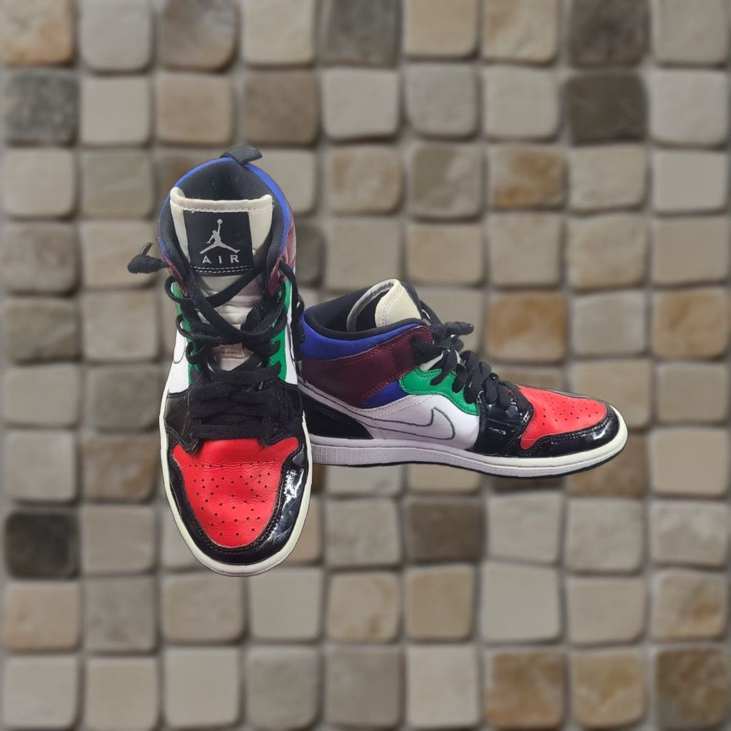 Jordan Brand Nike Air Jordan 1 Mid SE Black White University Red DB5454-001 Women's 7 Shoes Size US 7 / IT 37 - 1 Thumbnail