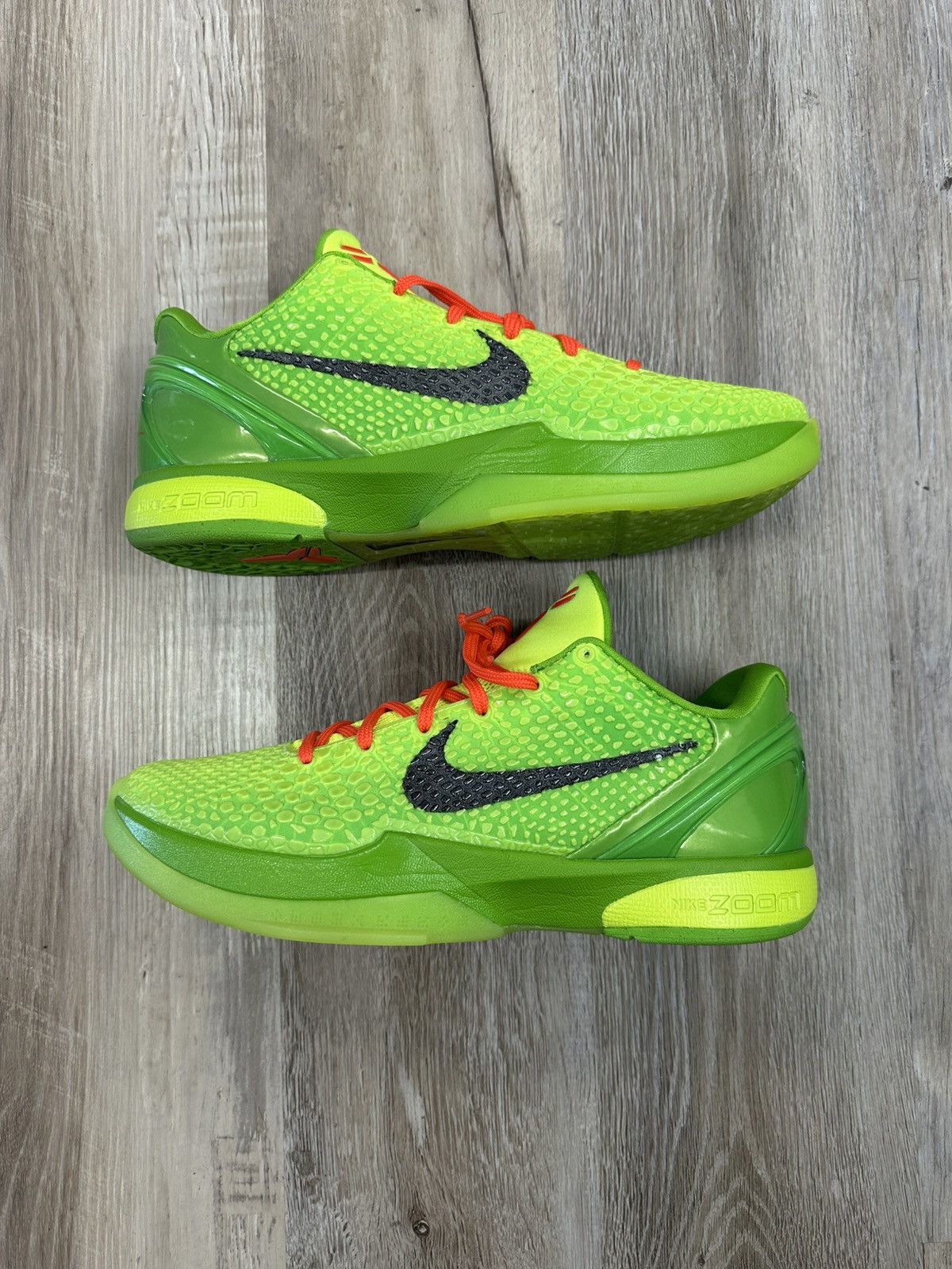 Nike VNDS Nike Kobe 6 Grinch Size US 11.5 / EU 44-45 - 3 Thumbnail