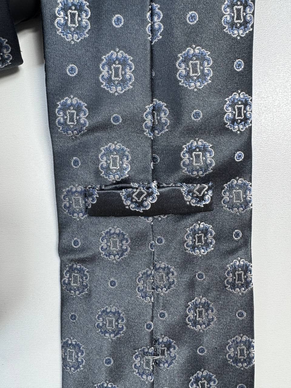 Dolce & Gabbana Dolce & Gabbana Silk Tie Gray Medallion Pattern Made InItaly Size ONE SIZE - 7 Thumbnail