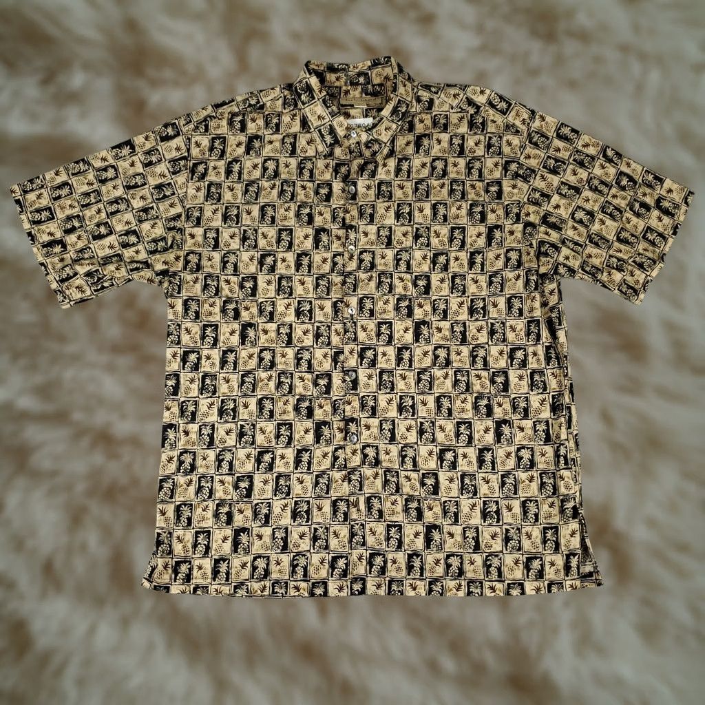 Tori Richard Tori Richard Shirt Mens XL Beige Geometric Casual Button-Up Short Sleeve Size US XL / EU 56 / 4 - 1 Thumbnail