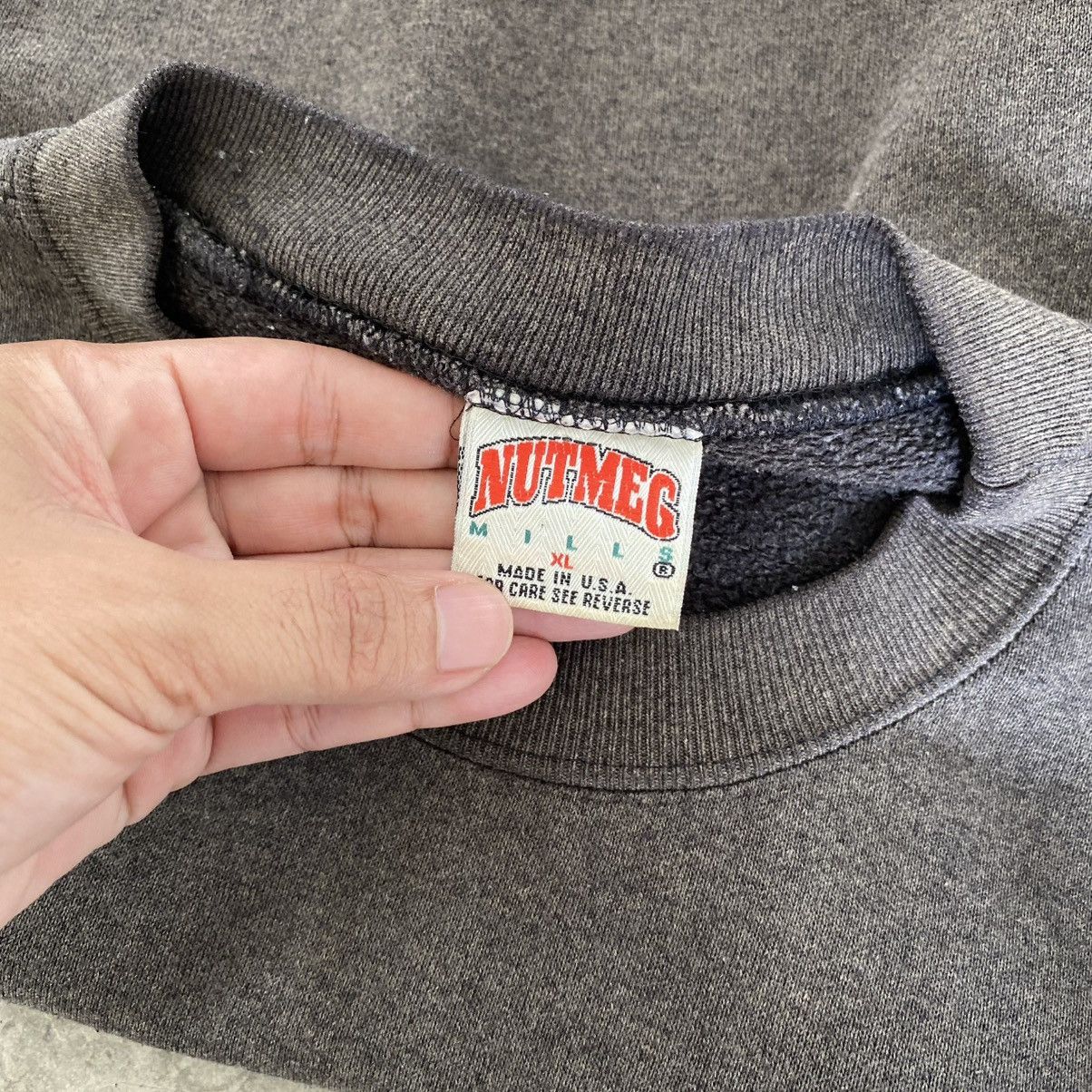 NBA VTG 90’s Chicago Bulls MJ Sun Faded Crewneck Sweatshirt Size US L / EU 52-54 / 3 - 19 Thumbnail