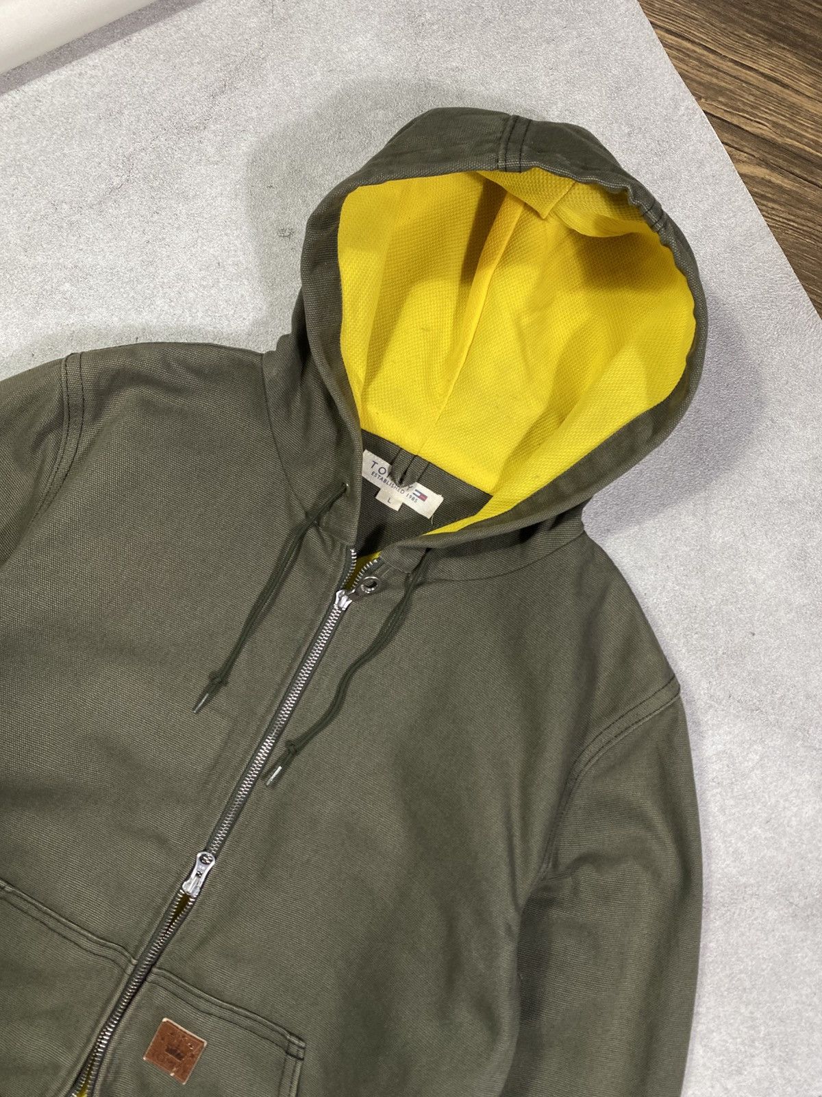 Tommy Hilfiger Tommy Hilfiger Size US M / EU 48-50 / 2 - 3 Thumbnail